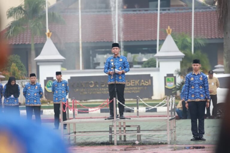 Hujan Lebat Kepung Bekasi, 16 Kecamatan Terendam Banjir
