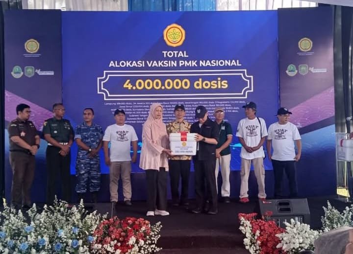 Bidang Peternakan DPKPP Karawang Ikuti Kolaborasi Nasional Percepatan Vaksinasi PMK di Subang