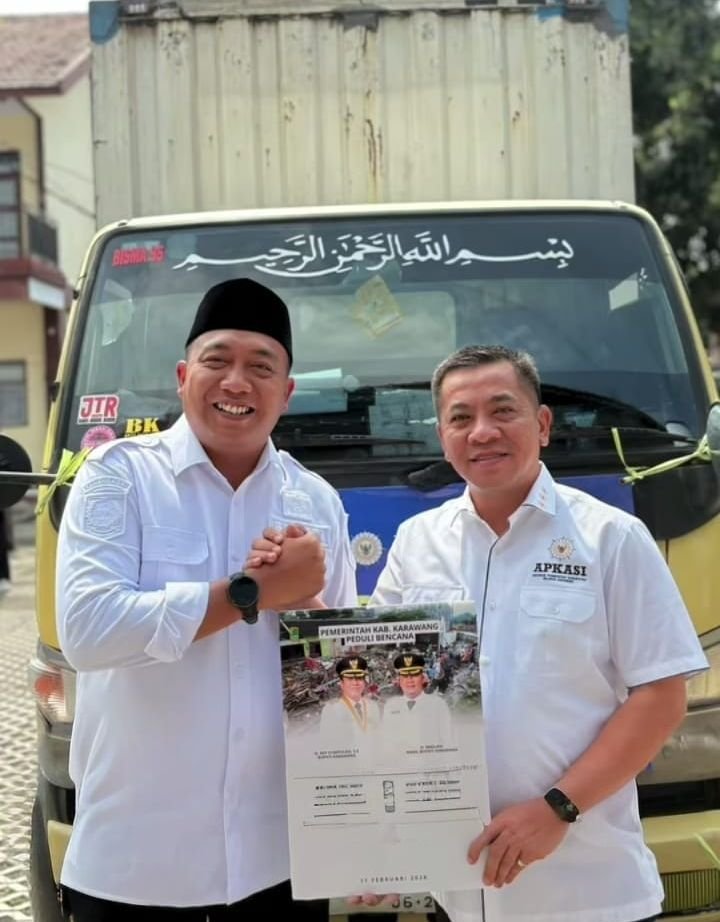 Karawang Tunjukkan Solidaritas, Rp100 Juta Disalurkan untuk Pemulihan Situbondo