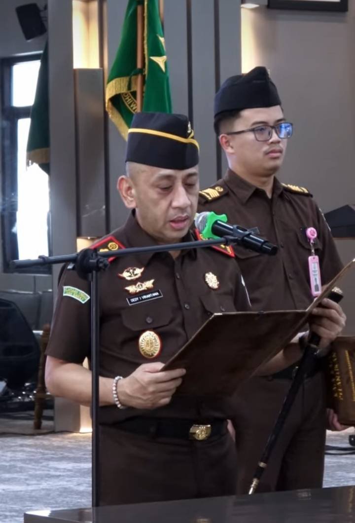 Kajari Karawang Lantik Pejabat Baru, Tegaskan Integritas dan Profesionalisme Korps Adhyaksa