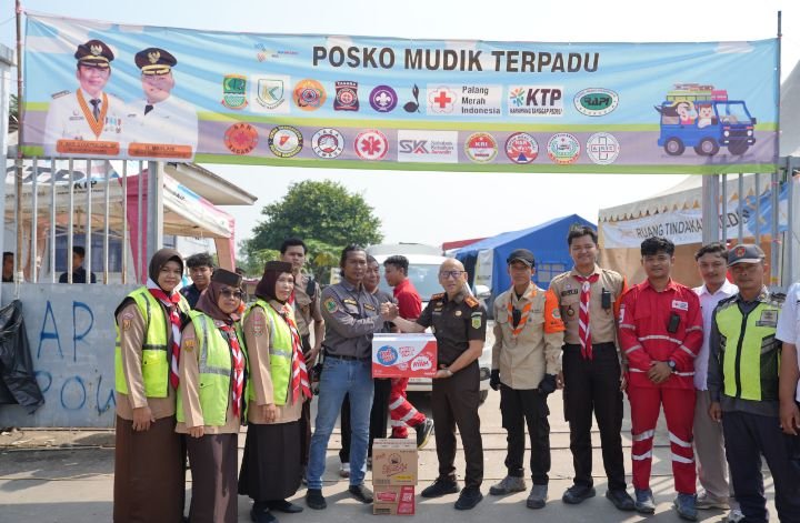 Kejari Karawang Bangun Posko Pengamanan Mudik, Dilengkapi Fasilitas Kesehatan Gratis