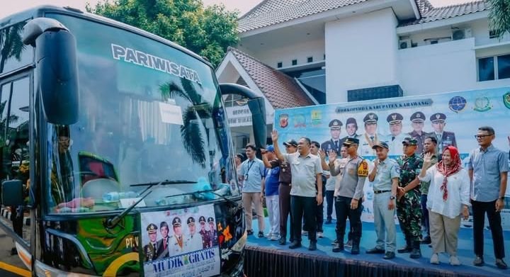 Ribuan Warga Ikuti Mudik Gratis, Pemkab Karawang Berangkatkan 1.197 Peserta
