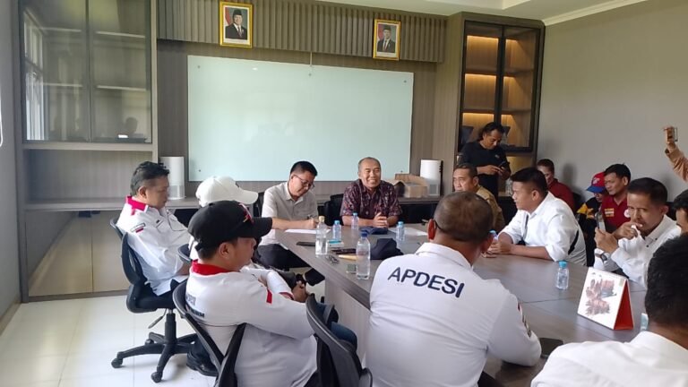 Ribuan APDESI dan Karang Taruna Kepung PT Pertiwi Lestari, Tuntut Oknum Keamanan Diproses Hukum