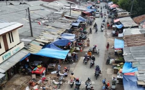 Para Pedagang Pasar Keluhkan Soal Ketertiban dan Kenyamanan Lingkungan Pasar Cikampek 1