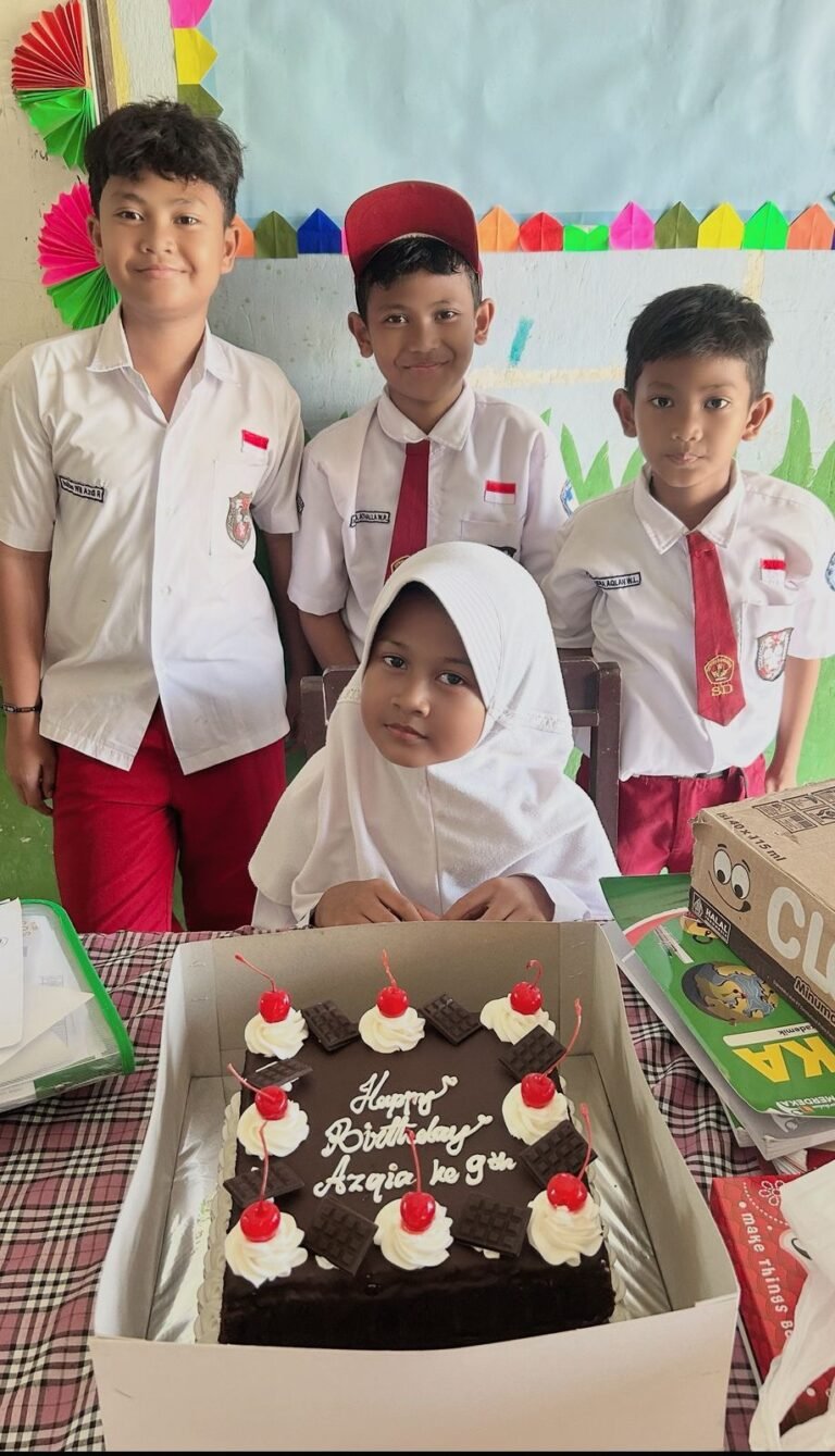 Dari Bandung Barat untuk Karawang, Cinta Ayah Iringi Ulang Tahun Azqya ke-9