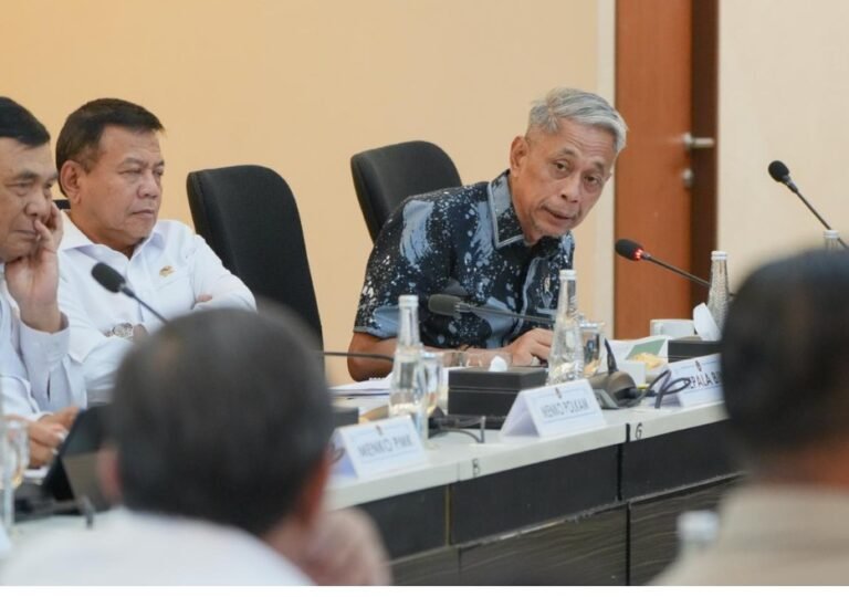 Kemensos Terus Kirim Bantuan Korban Gempa dan Konflik Sosial Maluku Utara