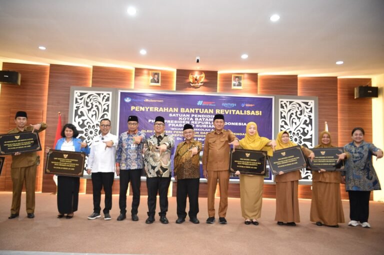Mendikdasmen: Memuliakan Murid Melalui Revitalisasi Sekolah dan Ekosistem Pendidikan Berkualitas