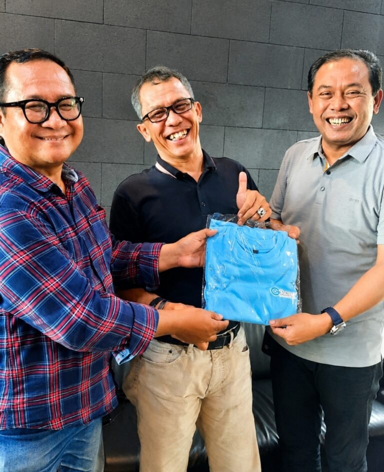 Dukungan Ketua DPRD dan Ketua PERADI Perkuat Kehadiran GOKAR di Karawang