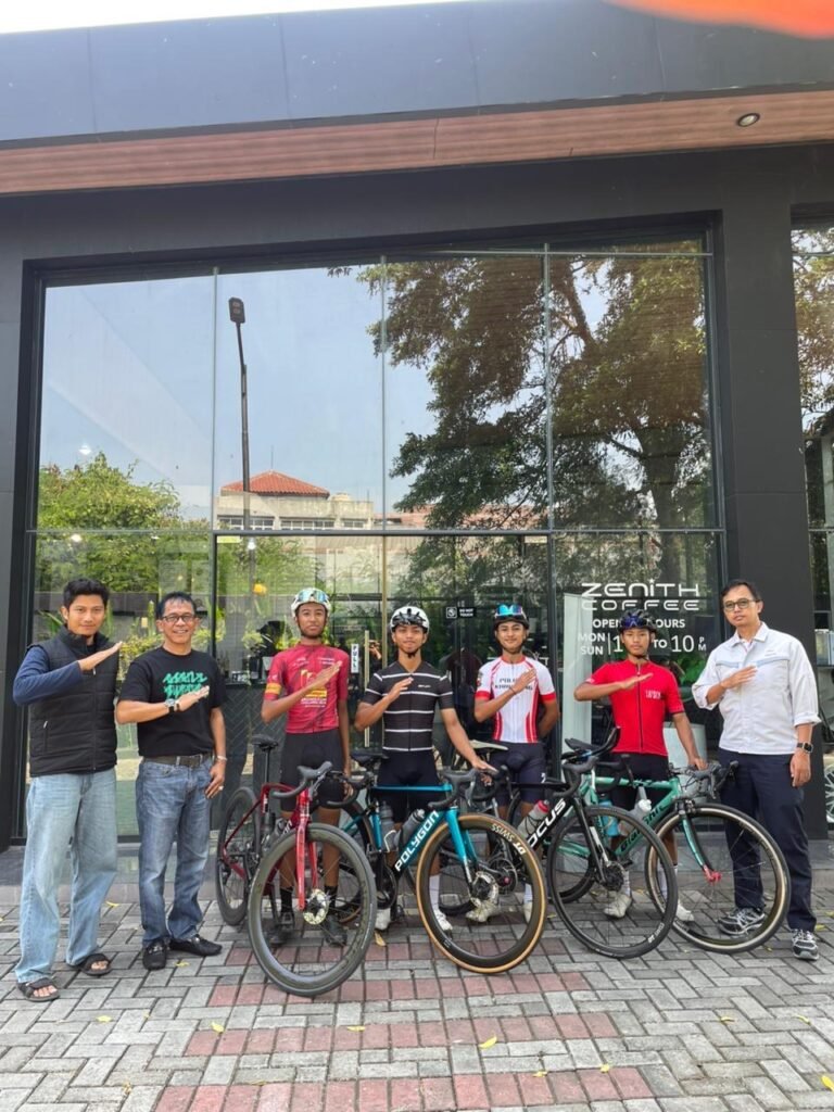 Empat Atlet Balap Sepeda Karawang Siap Berlaga di Kejurnas Road Race 2026 Pangandaran