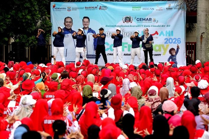 Diikuti 4.200 Peserta, Peluncuran CFD Kota Cimahi Diwarnai Senam Massal Bersama, Hiburan Rakyat, Bazar UMKM, hingga Cek Kesehatan Gratis