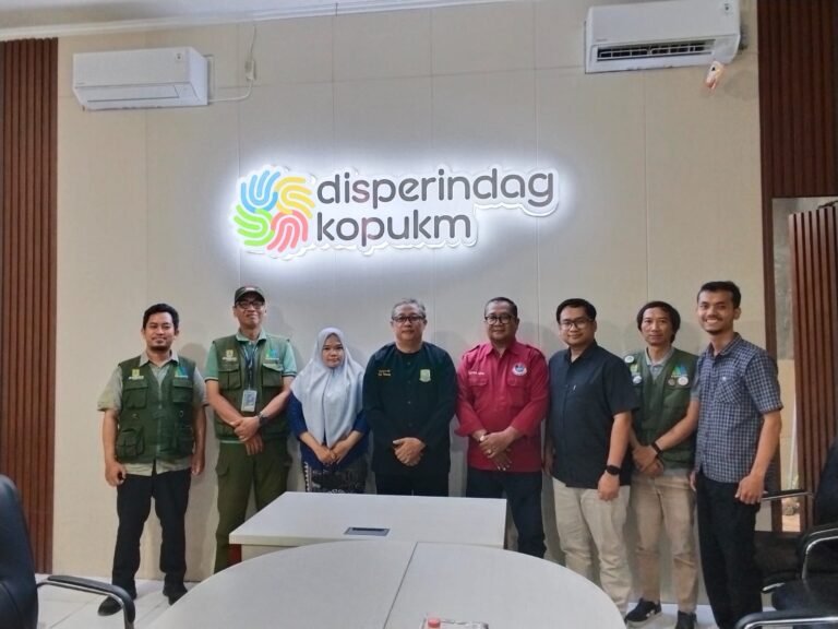 Disperindagkop UKM Karawang dan GOKAR Finalisasi Program Road to Digipreneur Karawang