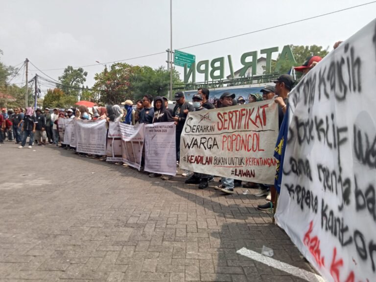 Poponcol Geruduk BPN Karawang, Desak Kepastian Sertifikat hingga Pertanyakan Siteplan Podomoro Parkland
